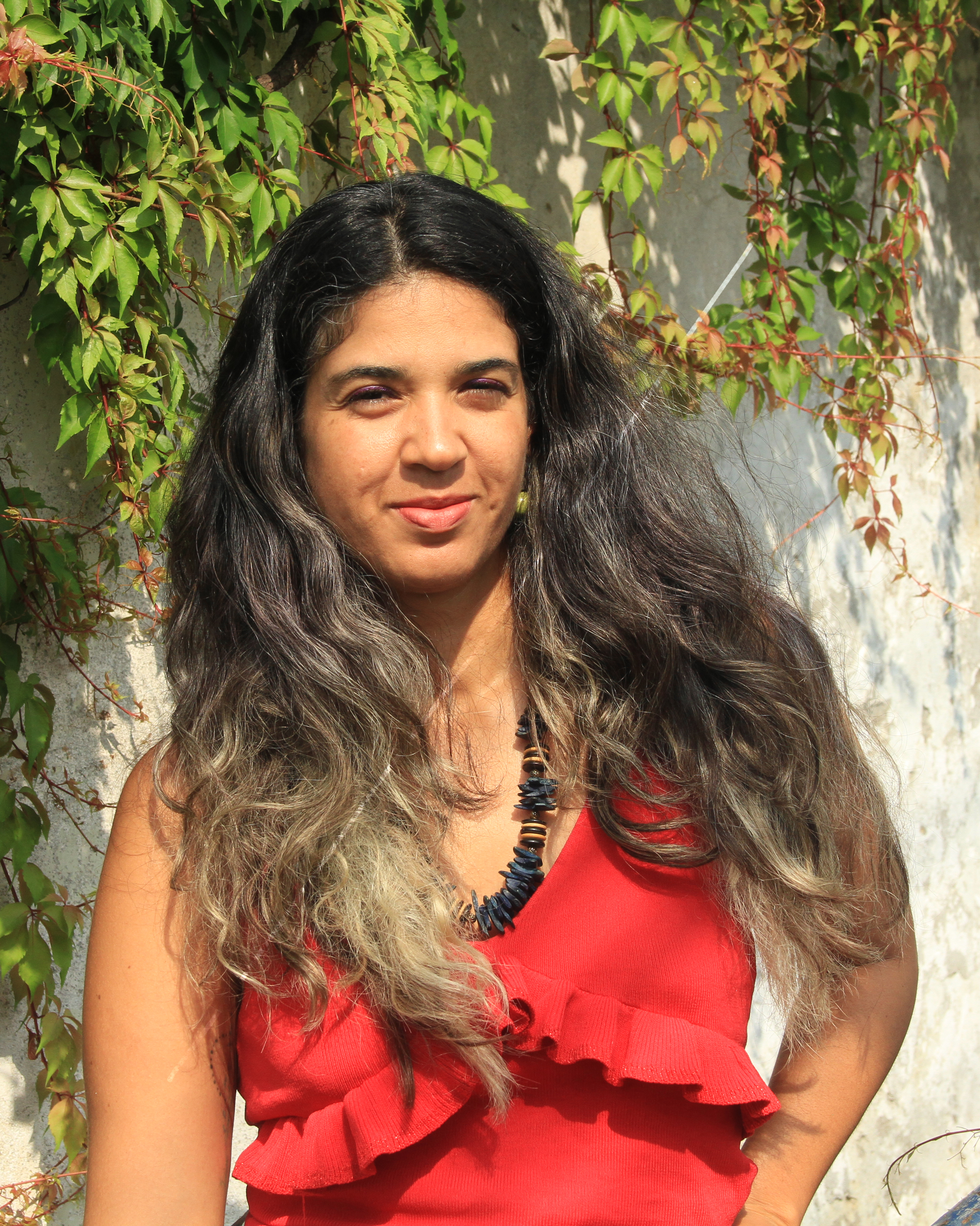 Fotografía a color en primer plano de Eliana Noscue Mera